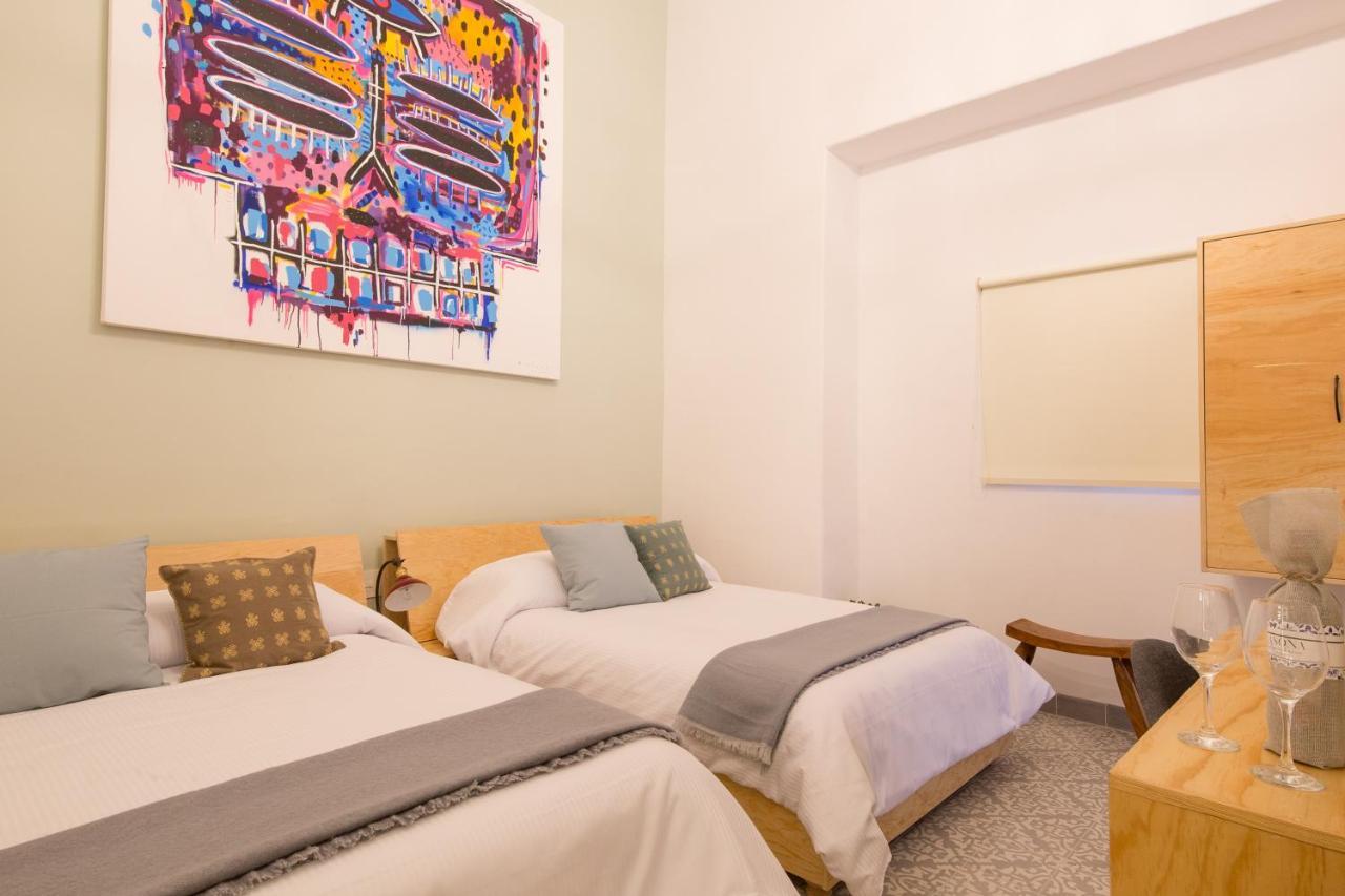 Hotel Casona Independencia グアダラハラ エクステリア 写真